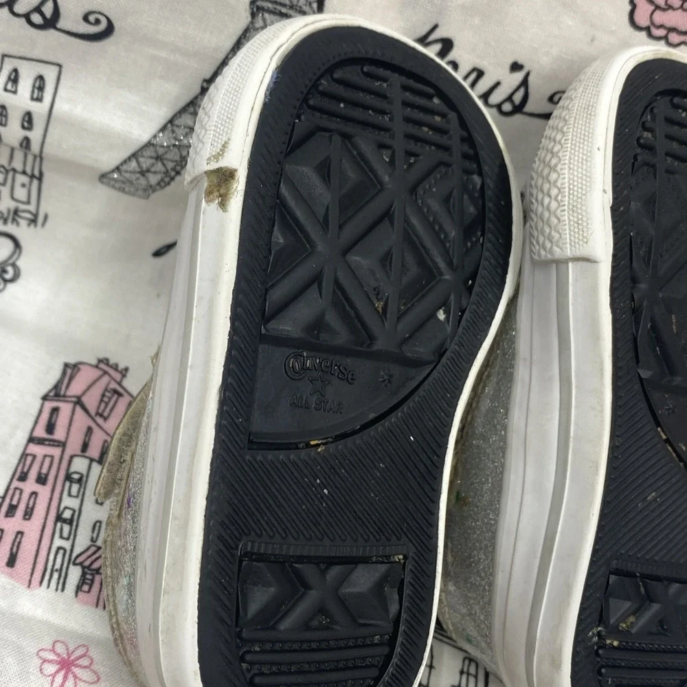 Converse All Star Kids Size 3 Glitter With Stars